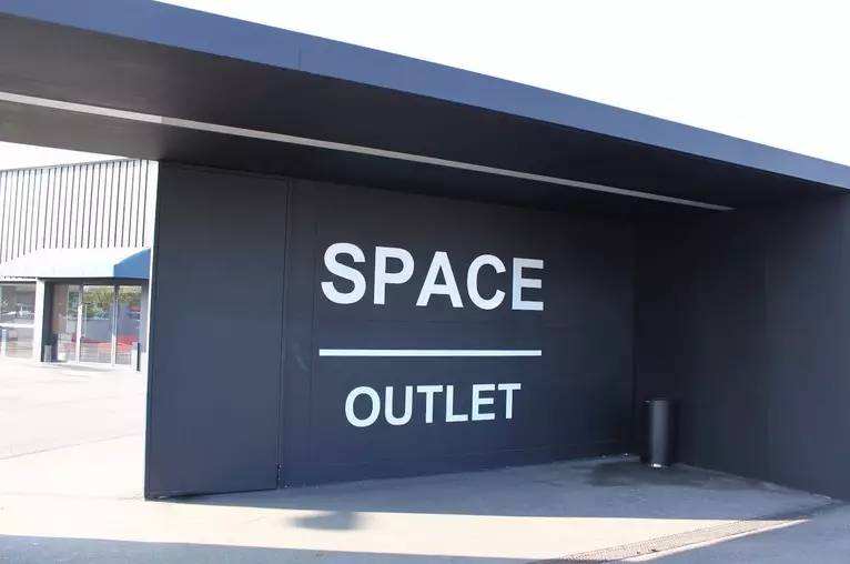 outlet