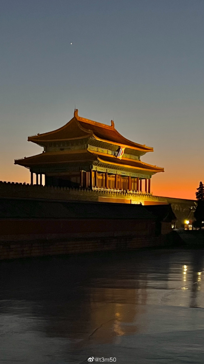 露露LEMON是哪国牌